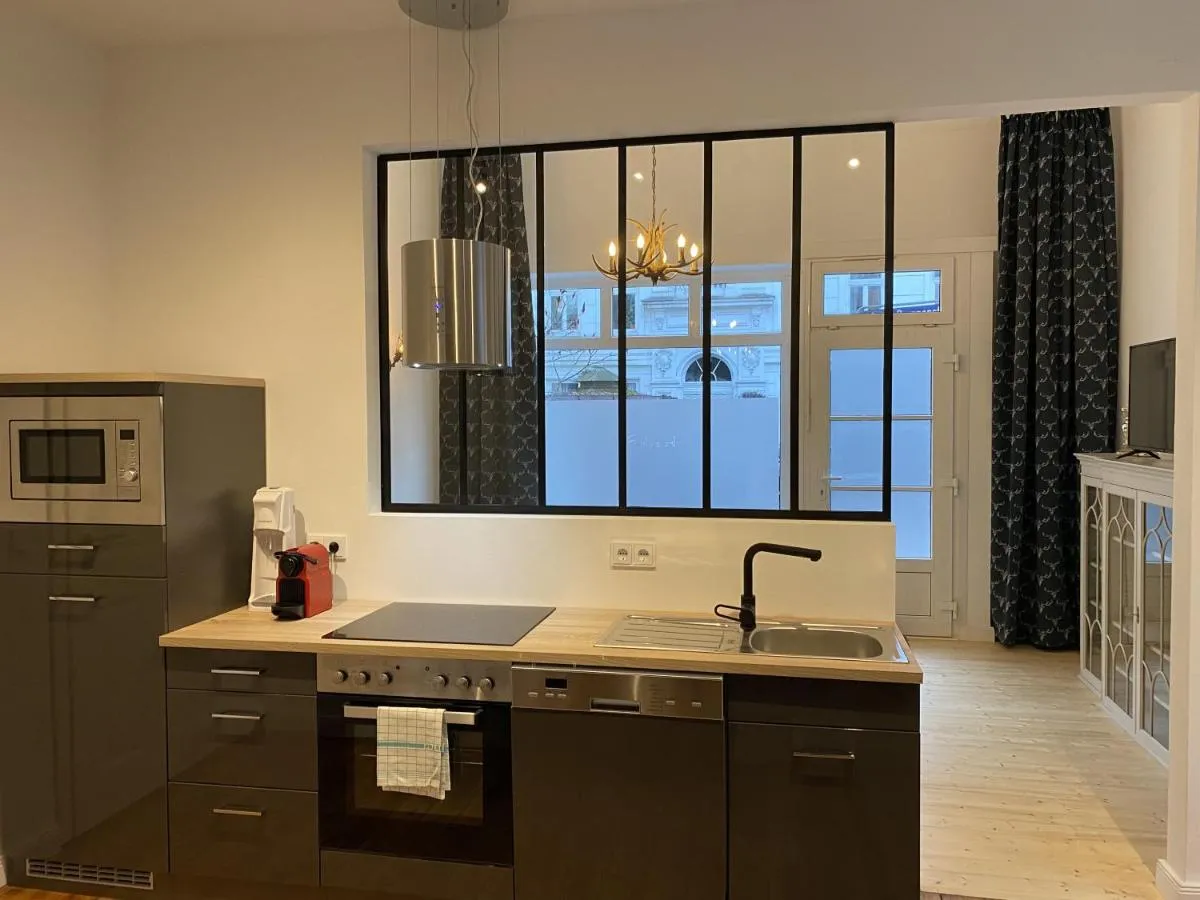 Image 2 of URBAN STAY Hamburg – Apartments “BACKBORD” & “STEUERBORD”