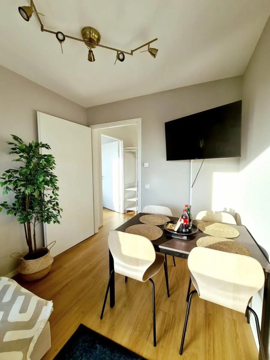 Image 6 of Urban Living – Top Floor Apartment