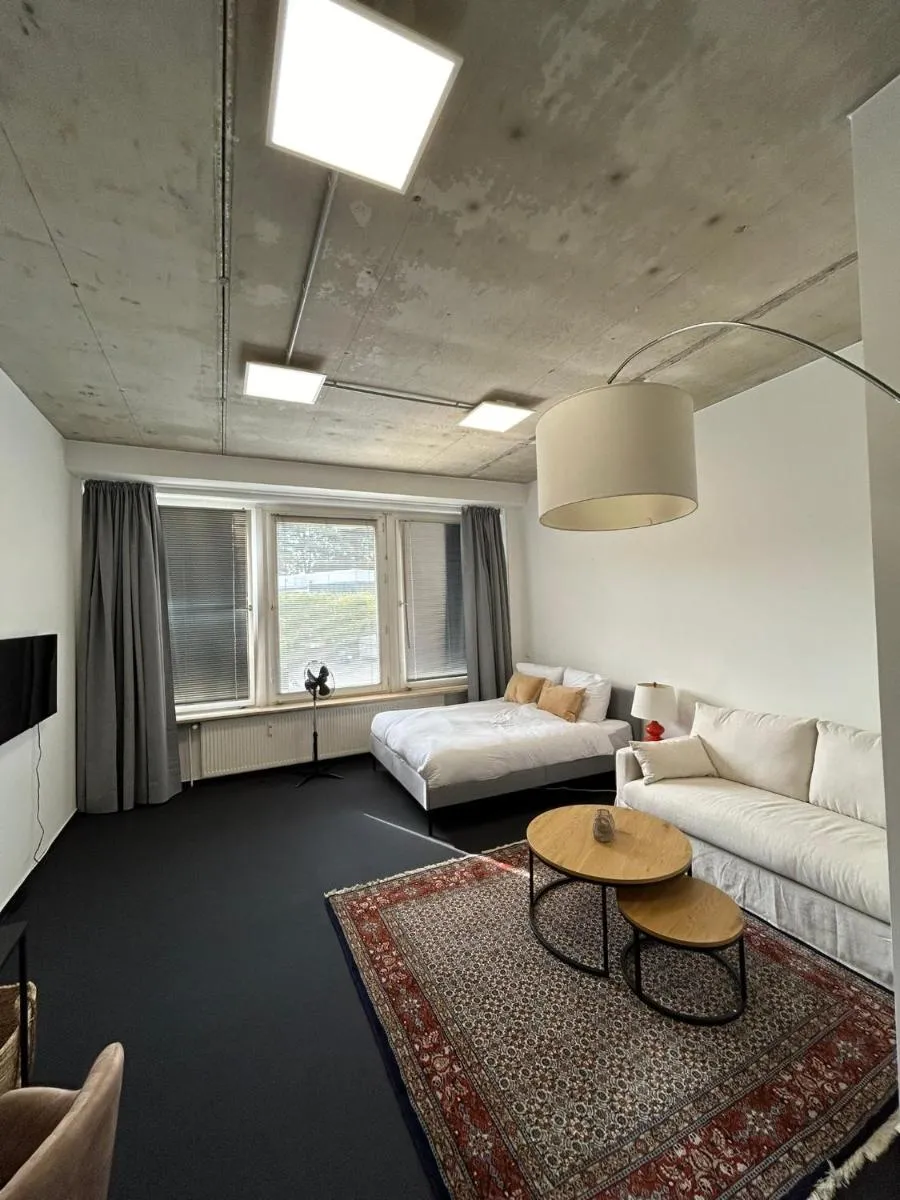 Image 3 of 35 qm großes Apartment mit eigenem Badezimmer in den Elbvororten