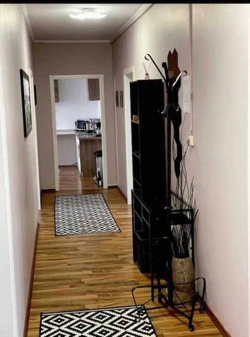 Image 3 of Apartment City Süd- 5 Zimmer_15 Personen _ Komplett_eingerichtet