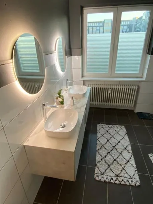 Image 4 of Apartment City Süd- 5 Zimmer_15 Personen _ Komplett_eingerichtet