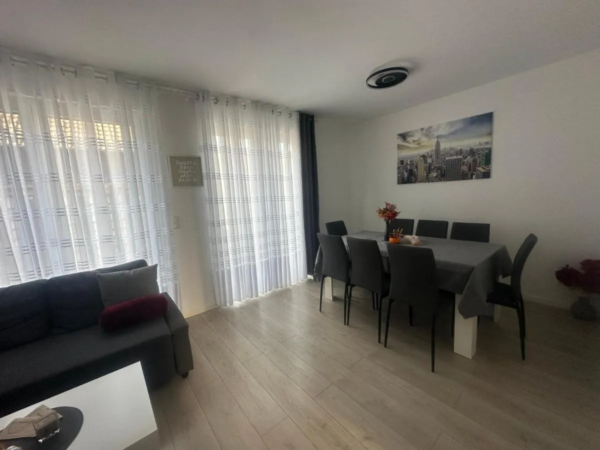 Image 3 of Exklusives Haus Grenze Hamburg West