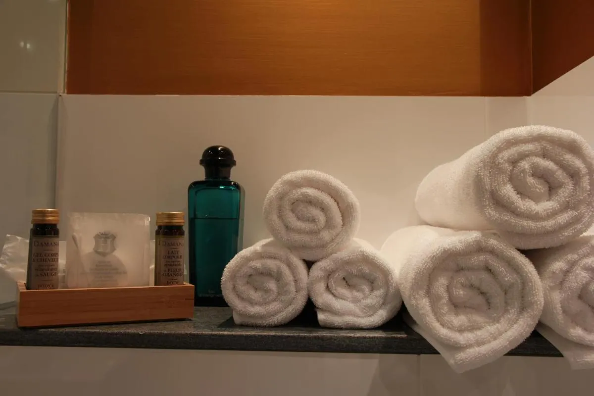 Image 1 of FirstClass Apartments