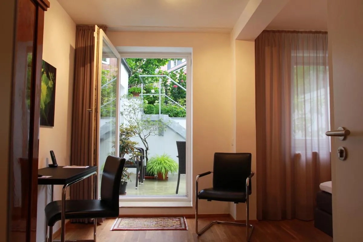 Image 4 of FirstClass Apartments