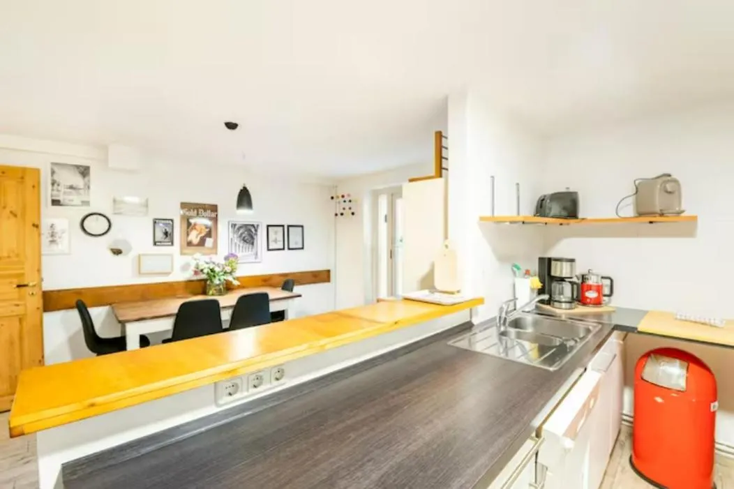 Image 2 of Gemütliche 3-ZKB WC SouterrainWohnung in Bestlage