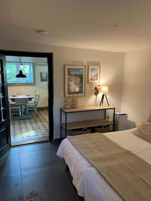 Image 6 of Historische Wohnung am Jenischpark