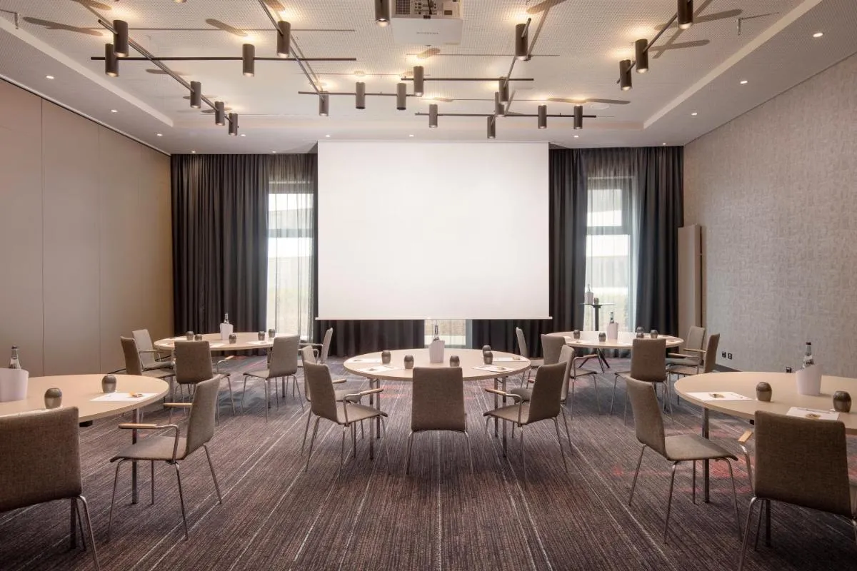Image 4 of Holiday Inn Hamburg – City Nord by IHG