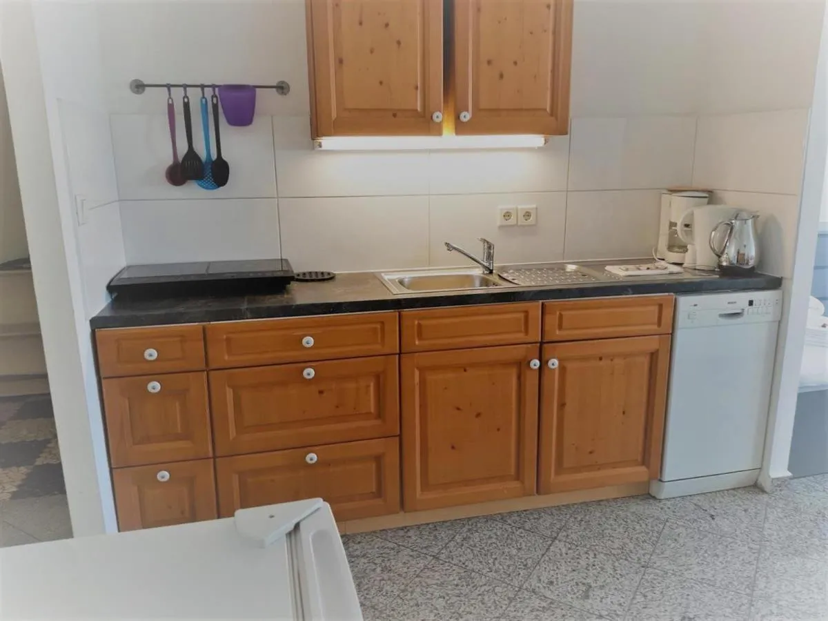 Image 1 of Mehrbett-Apartment 2 Citynah, einfache Ausstattung