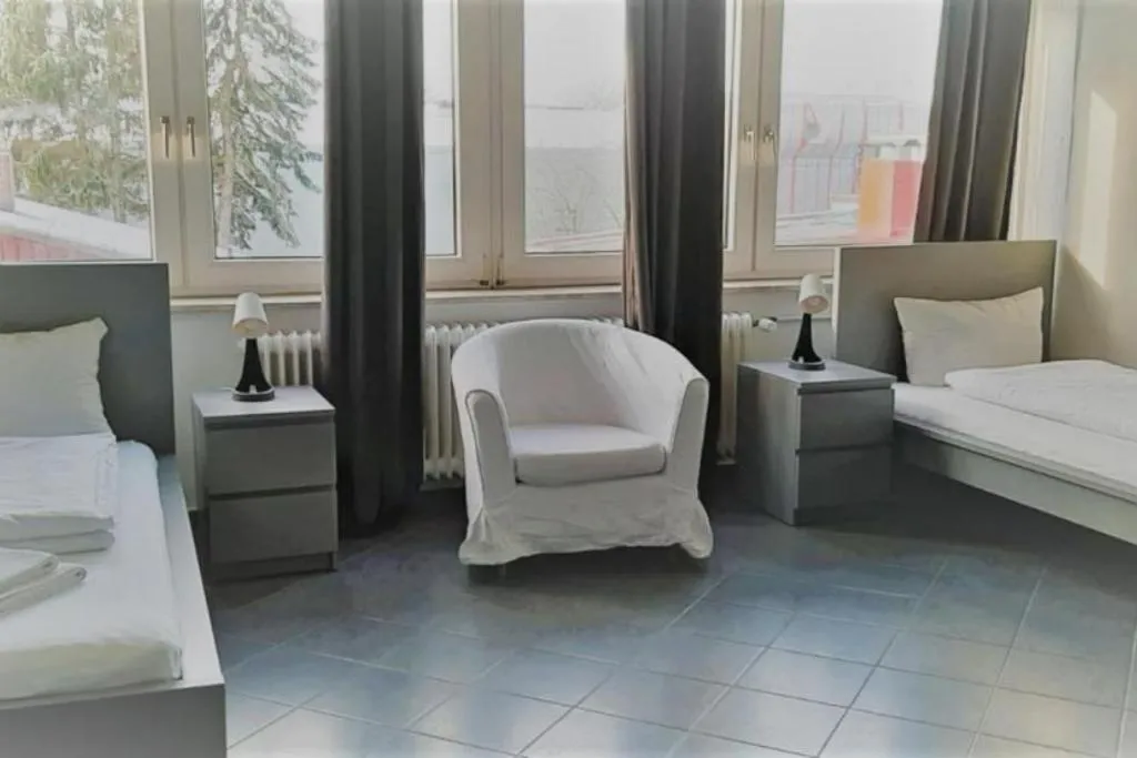 Image 4 of Mehrbett-Apartment 3 Citynah, einfache Ausstattung