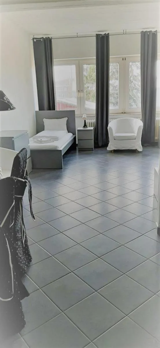Image 3 of Mehrbett-Apartment 3 Citynah, einfache Ausstattung