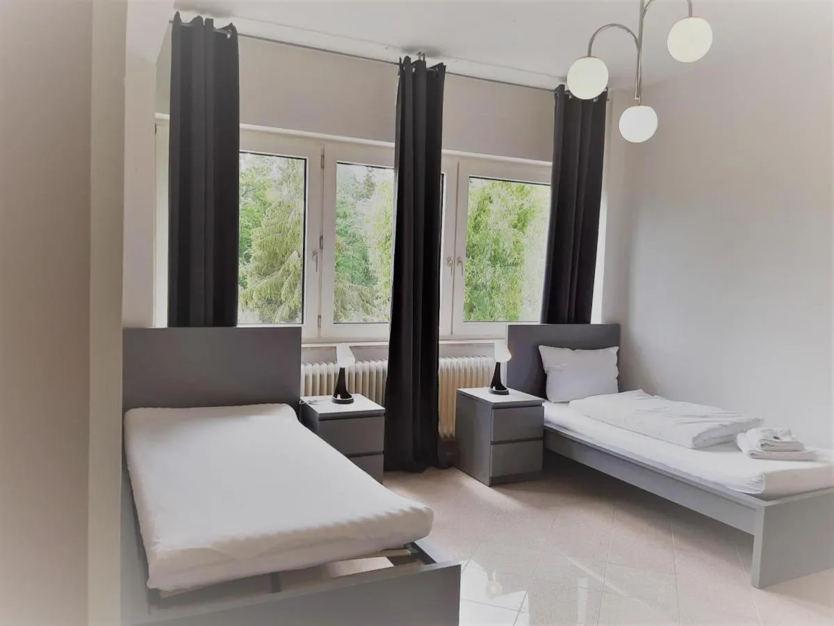 Image 1 of Mehrbett-Apartment 4 Citynah, einfache Ausstattung