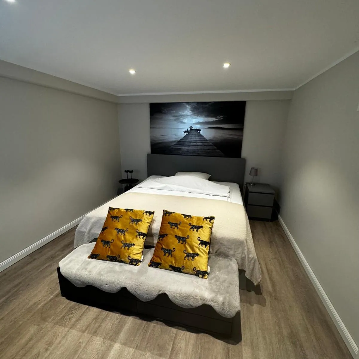Image 1 of Modernes & Komfortables 1 Zimmer-Souterrain-Apartment