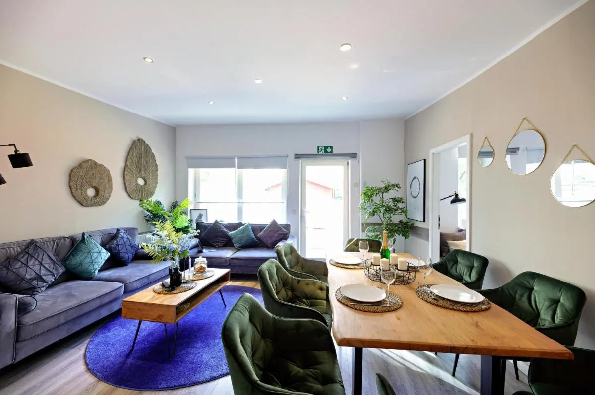 Image 5 of Peaceful City Garden Apartment