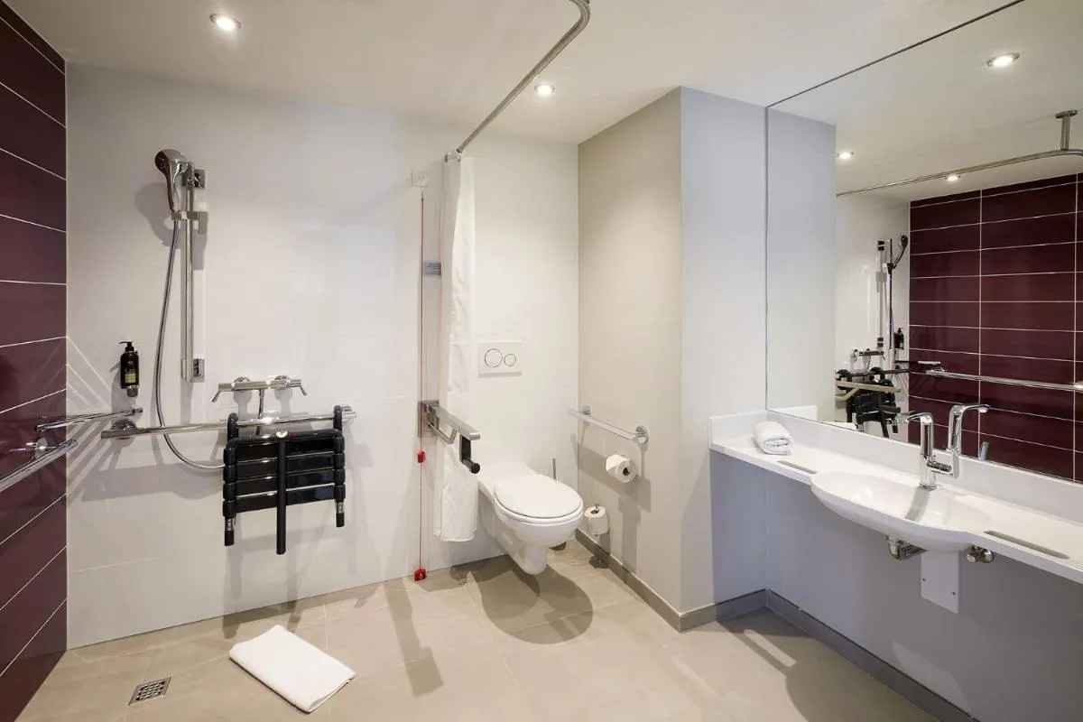 Image 2 of Premier Inn Hamburg City Zentrum