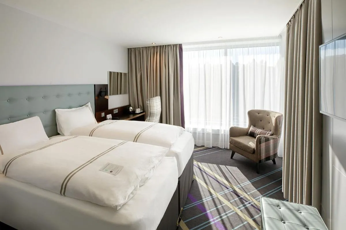 Image 1 of Premier Inn Hamburg City Zentrum