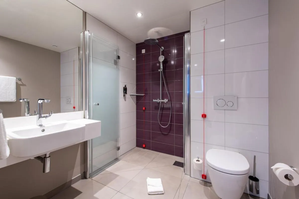 Image 2 of Premier Inn Hamburg St. Pauli