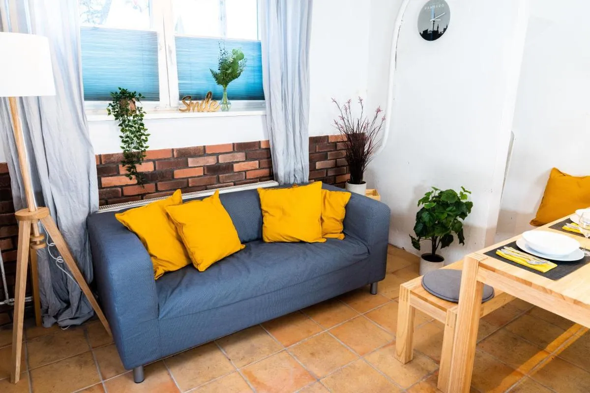 Image 2 of Spacious Apartment in urban location