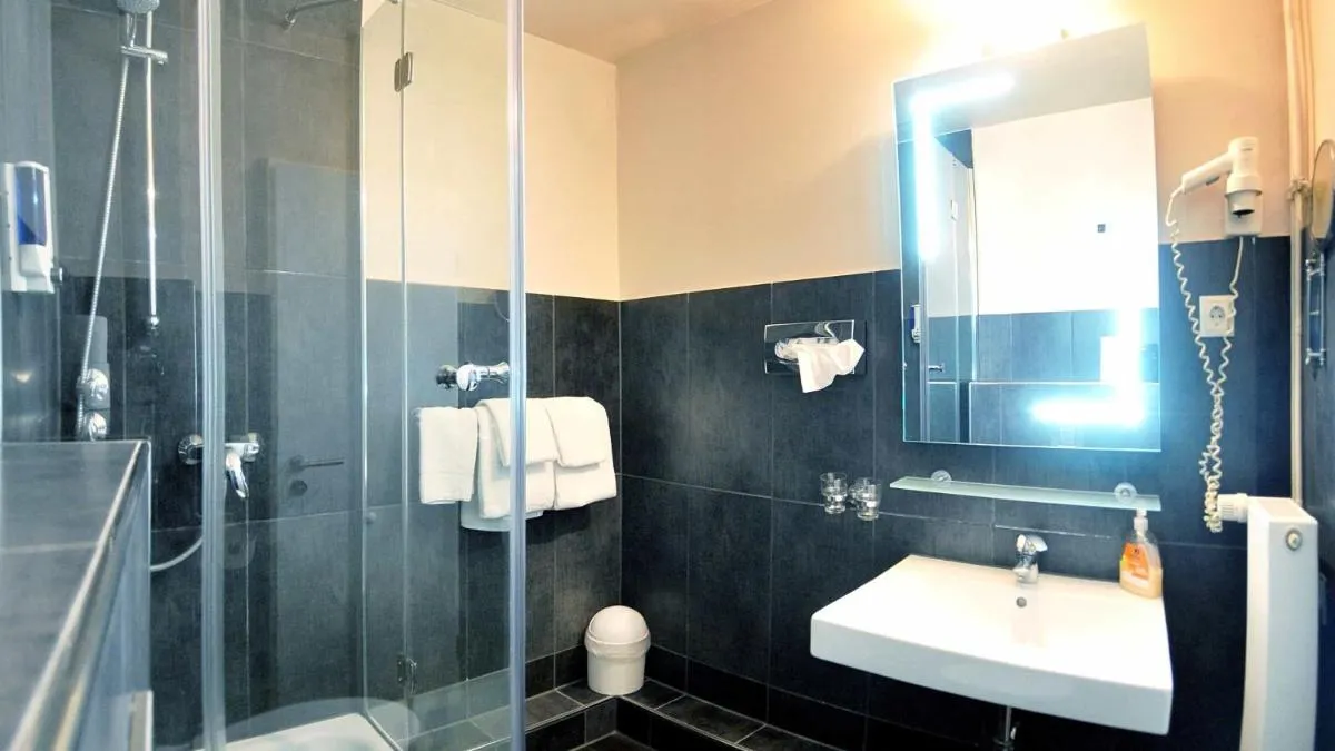 Image 2 of St.Joseph Hotel Hamburg – Reeperbahn St.Pauli Kiez
