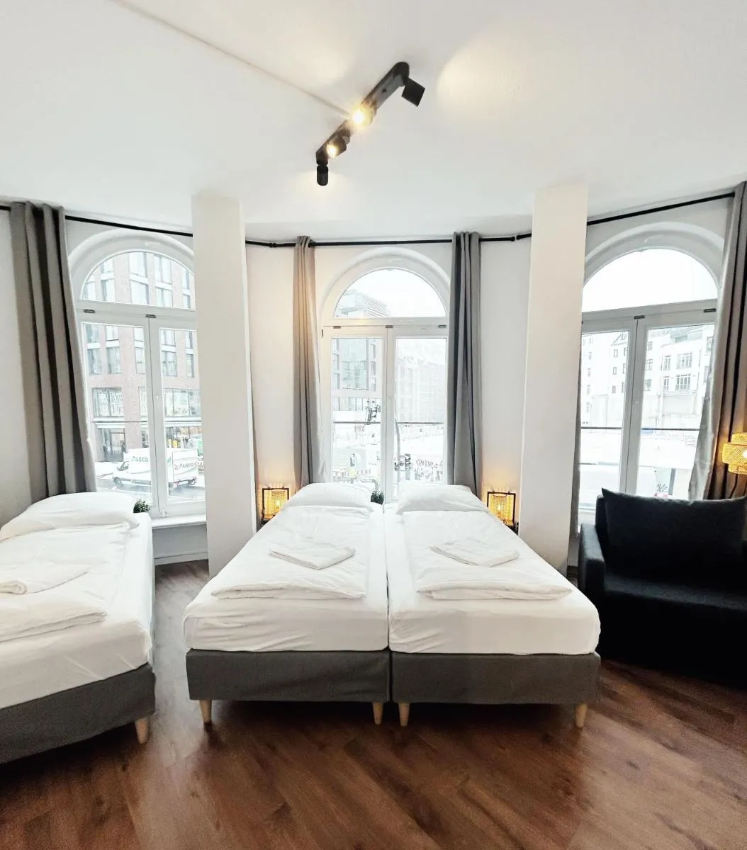 Image 1 of Stylish Apartment near Binnenalster for up to 8 Guests