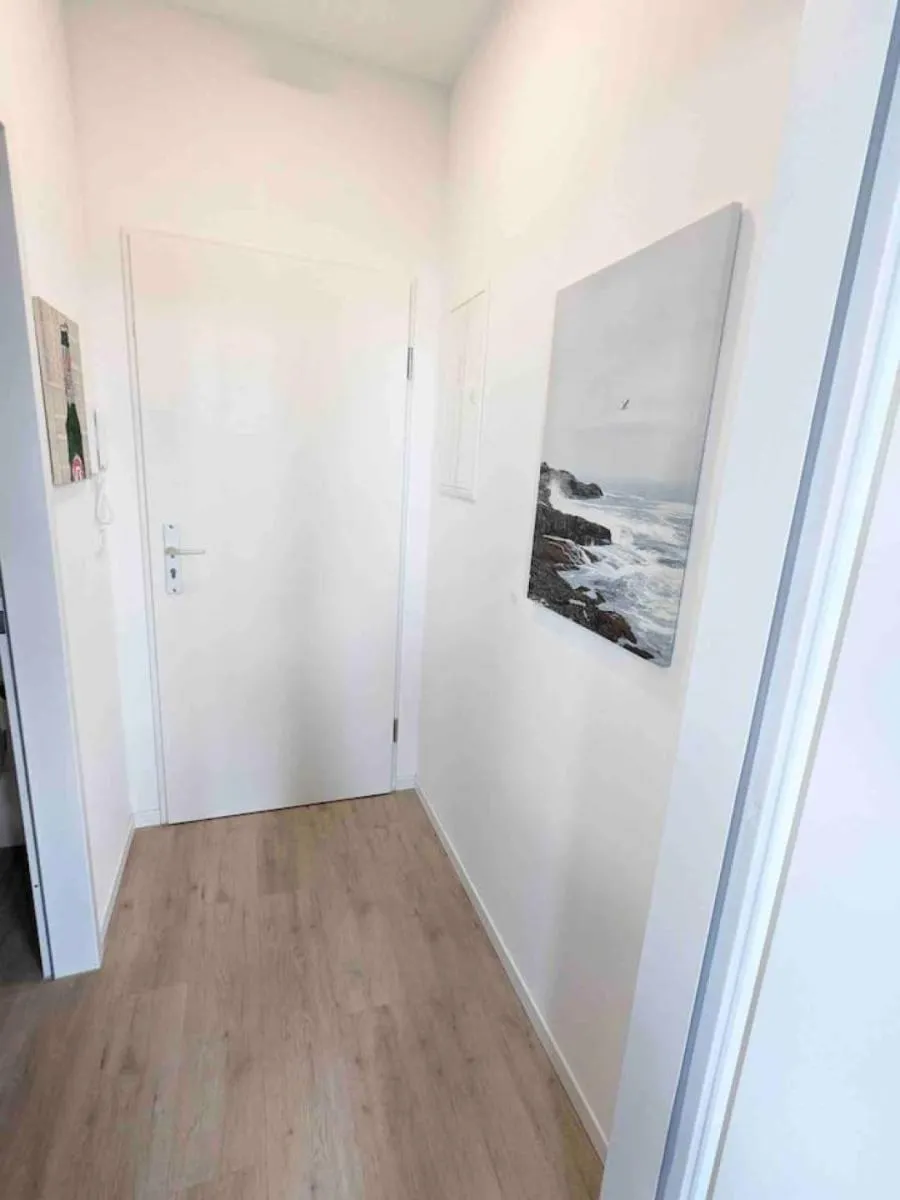 Image 4 of Stylish Studio for Two Prime Location in Hamburg