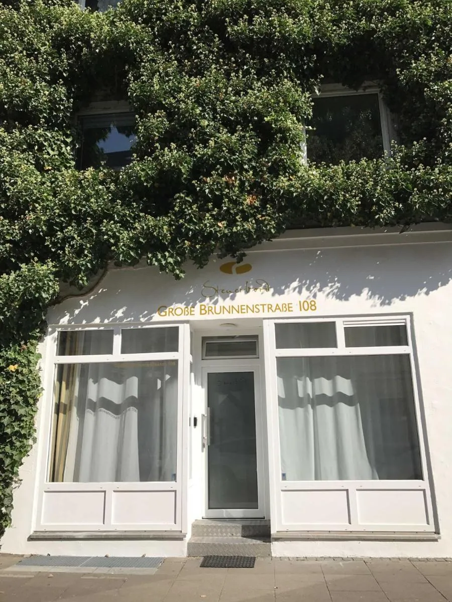 Image 3 of URBAN STAY Hamburg – Apartments “BACKBORD” & “STEUERBORD mit Sauna”