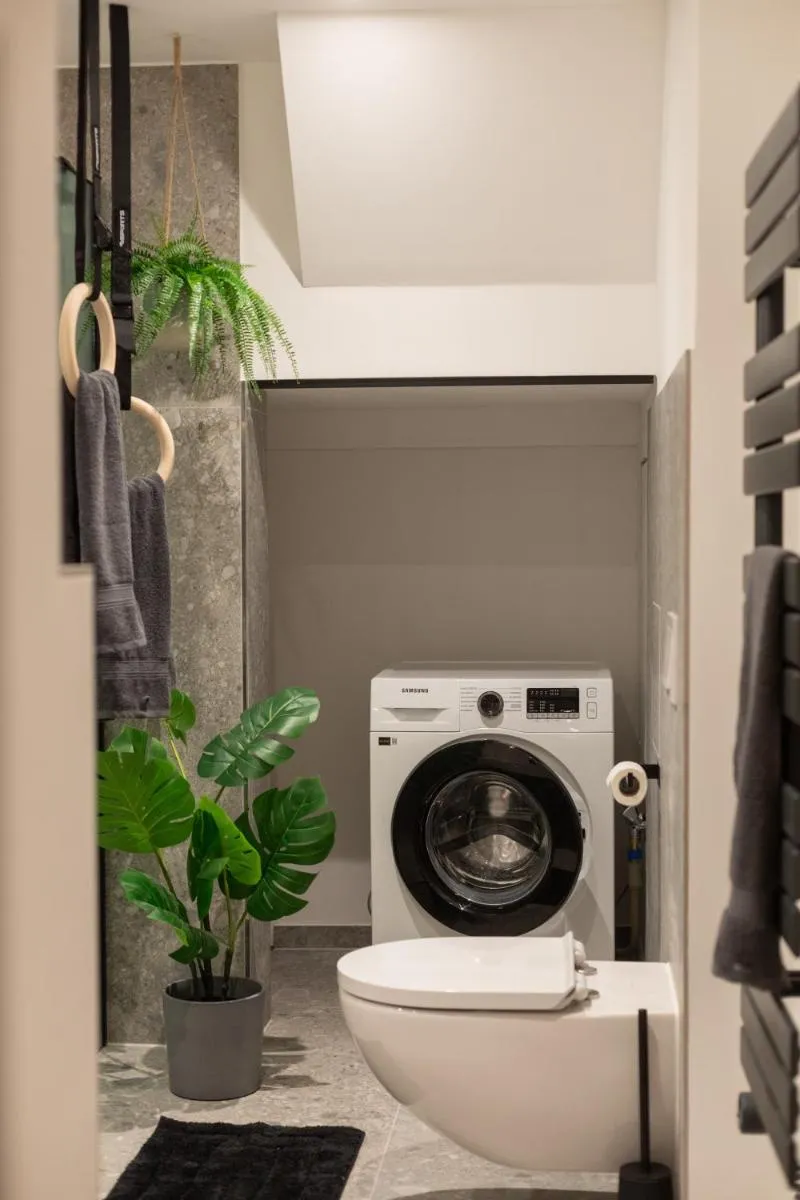 Image 3 of Urban Wave Apartment I