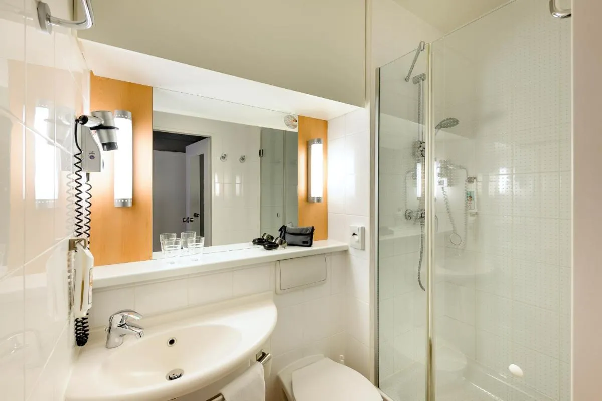 Image 2 of ibis Hotel Hamburg Alster Centrum
